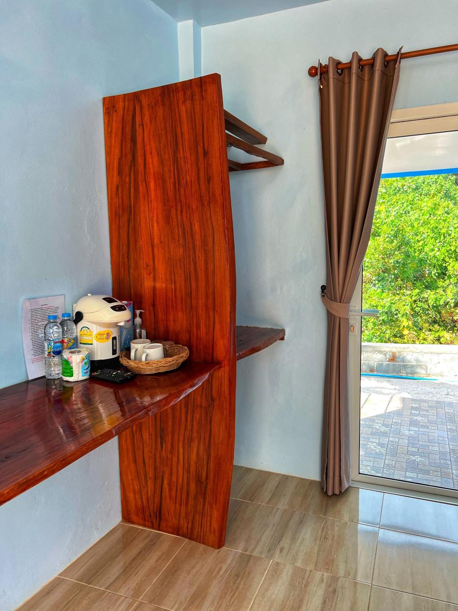 Twocans Resort Kohmak - Sha Koh Mak Habitación foto